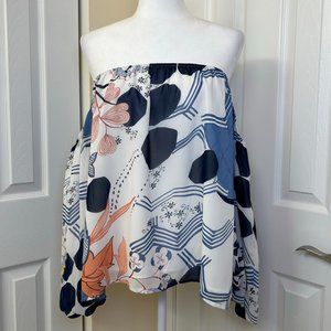 ENTRO Strapless Floral Blouse